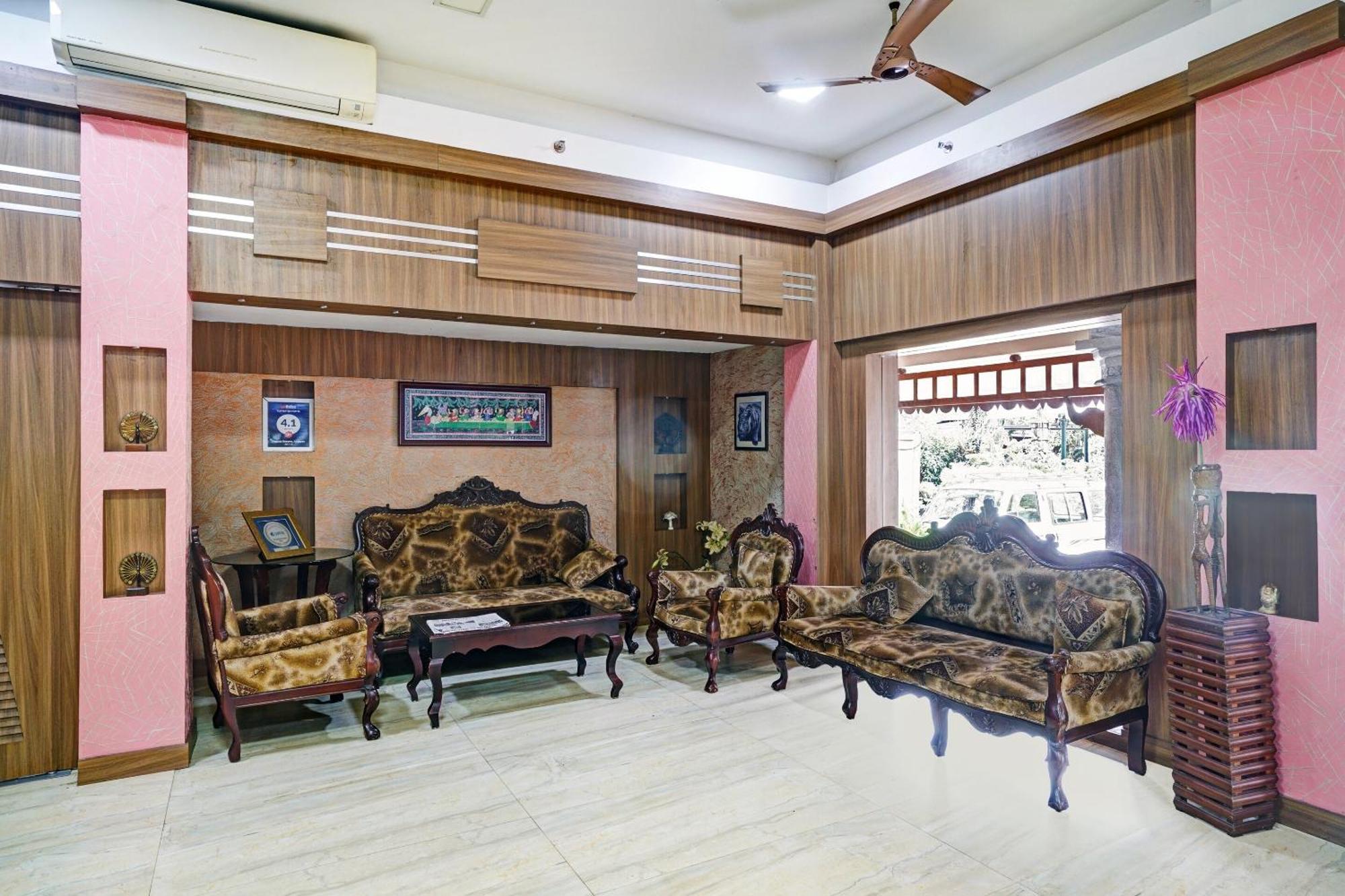 Palette - Pagoda Resorts Alappuzha Exterior foto