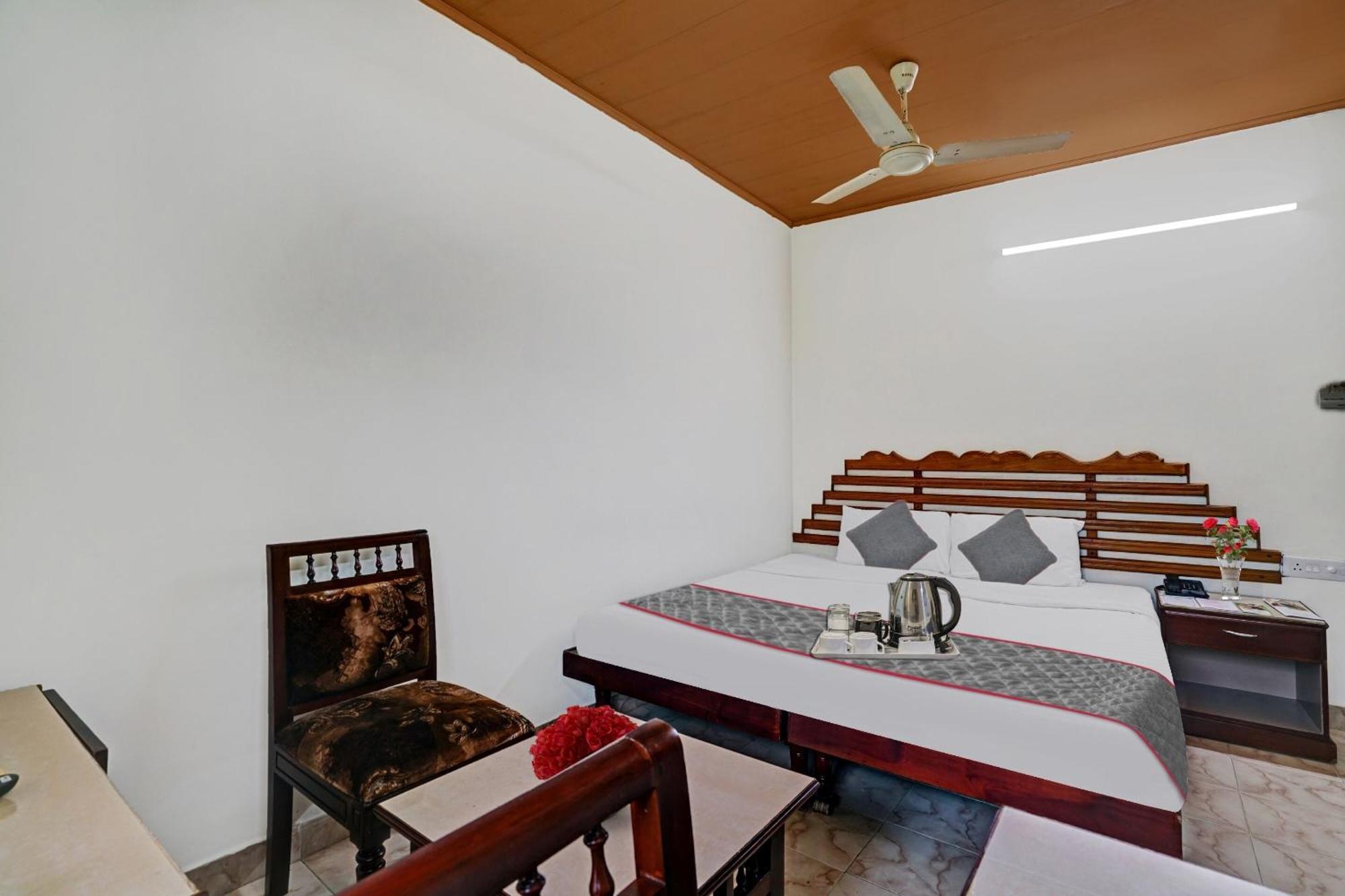 Palette - Pagoda Resorts Alappuzha Exterior foto